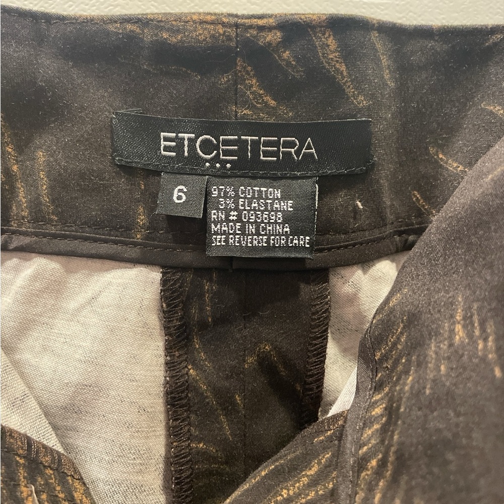 Etcetera 6 Cute Fun Flirty Animal Print Cuffed Capris - Picture 4 of 4